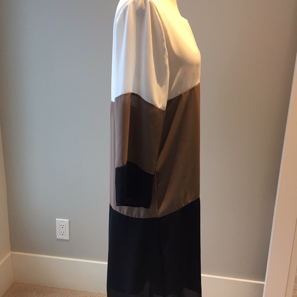 Lulu's Dress - Picture 2 of 5